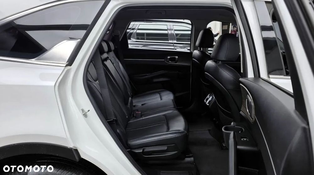 Kia Sorento - 10