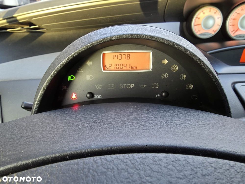 Citroën C8 2.0 16V Exclusive - 8