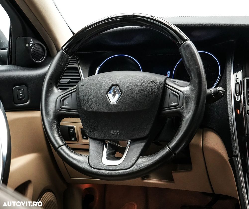 Renault Latitude 2.0 dCi Initiale Aut. - 17