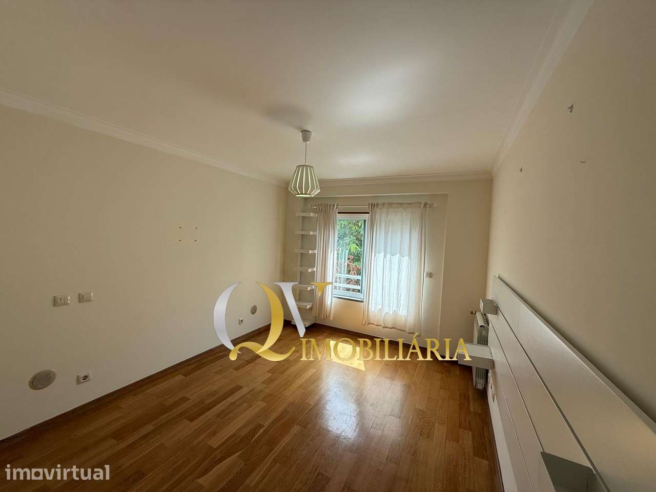 Apartamento T3+1 para arrendamento sito no Arneiro, S.Domingos de Rana - Grande imagem: 4/35