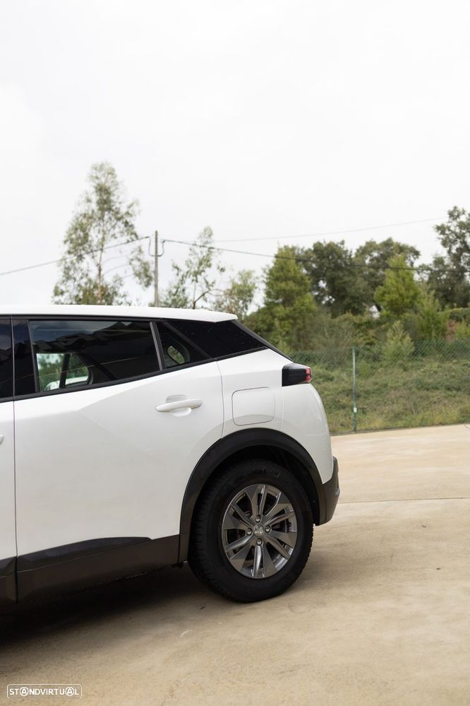 Peugeot e-2008 Active - 17