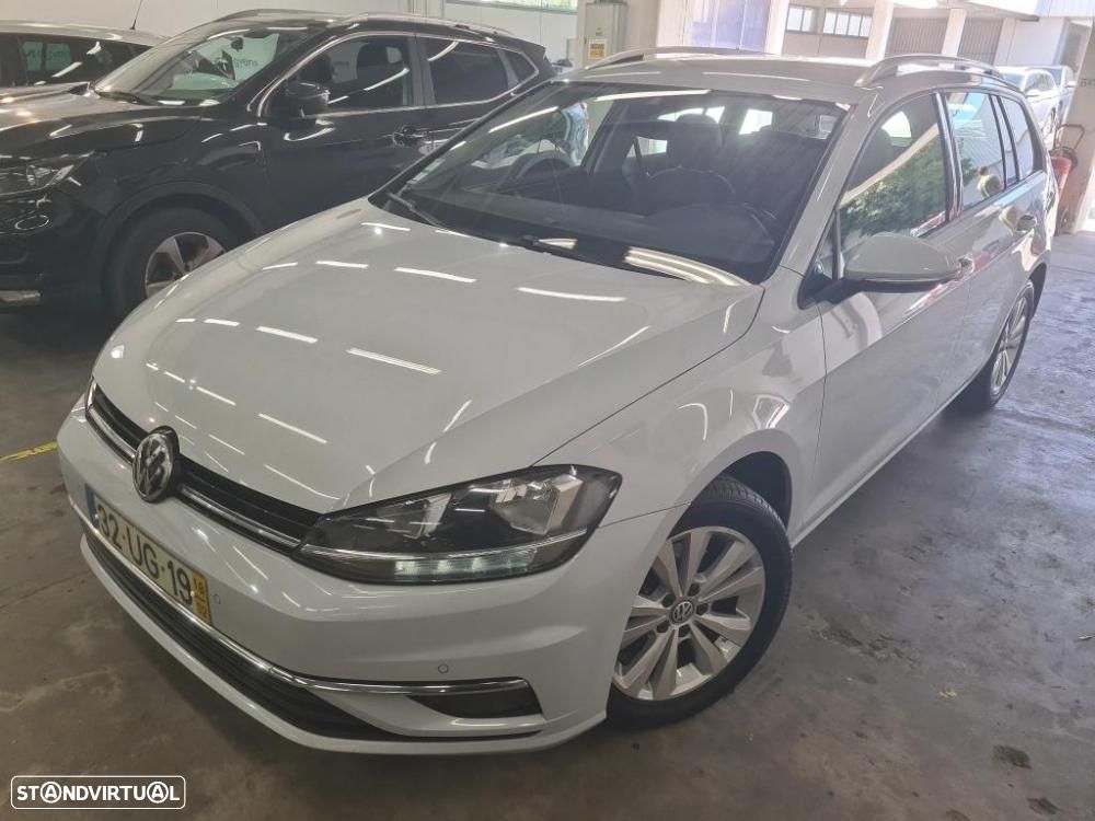 VW Golf Variant 1.6 TDi Confortline DSG - 1