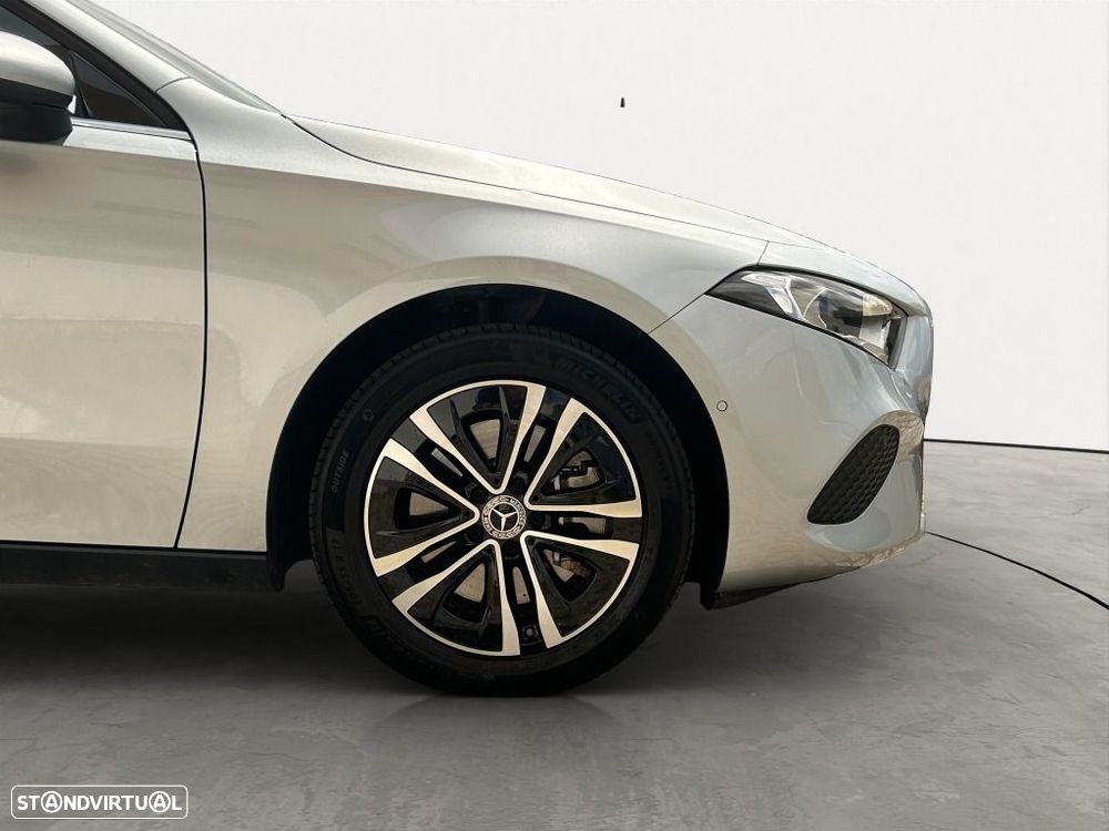 Mercedes-Benz A 250 Limousine - 6