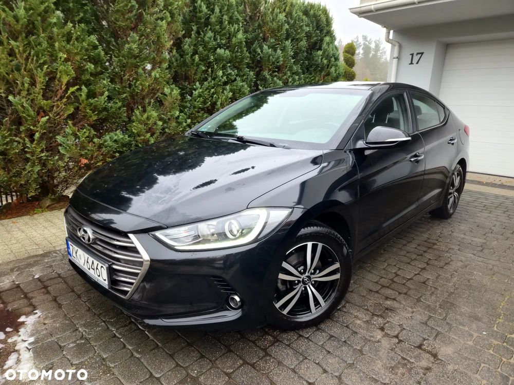 Hyundai Elantra 1.6 Comfort - 1