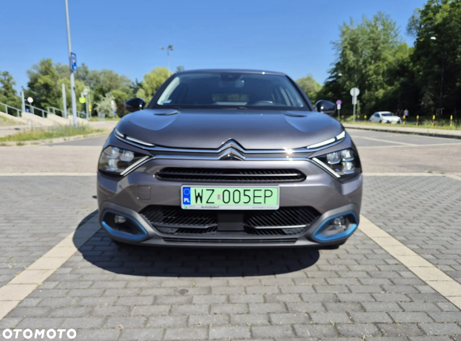 Citroën C4 e-C4 EV136 50kWh Shine - 3