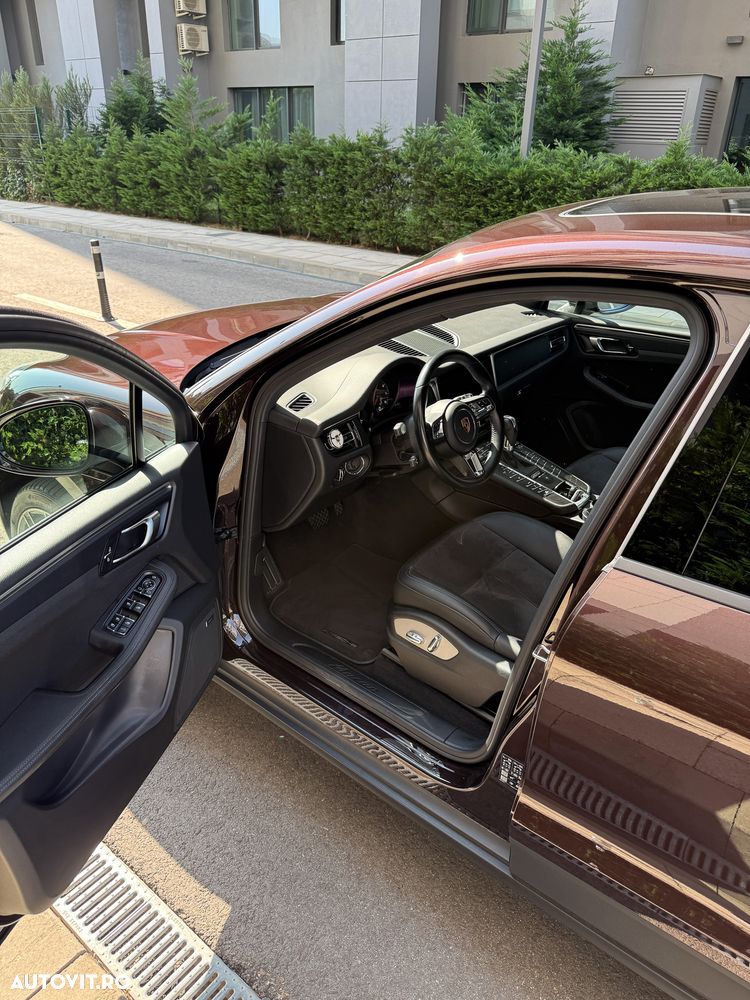 Porsche Macan Standard - 12