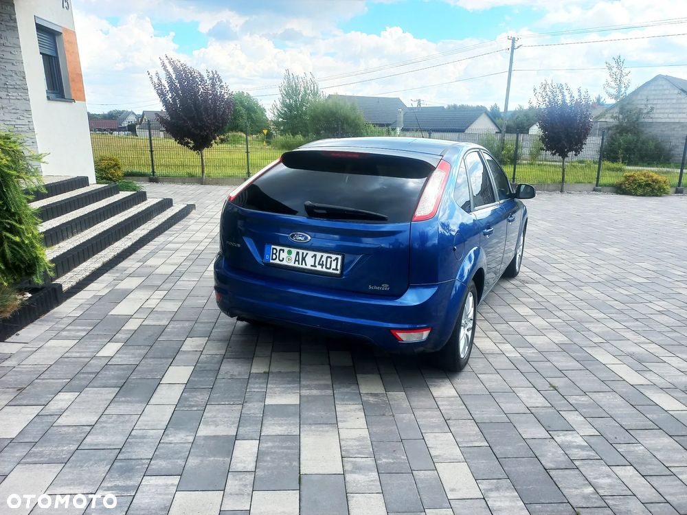 Ford Focus 1.6 16V Ambiente - 14