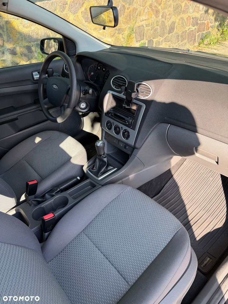 Ford Focus 1.6 FX Silver - 15