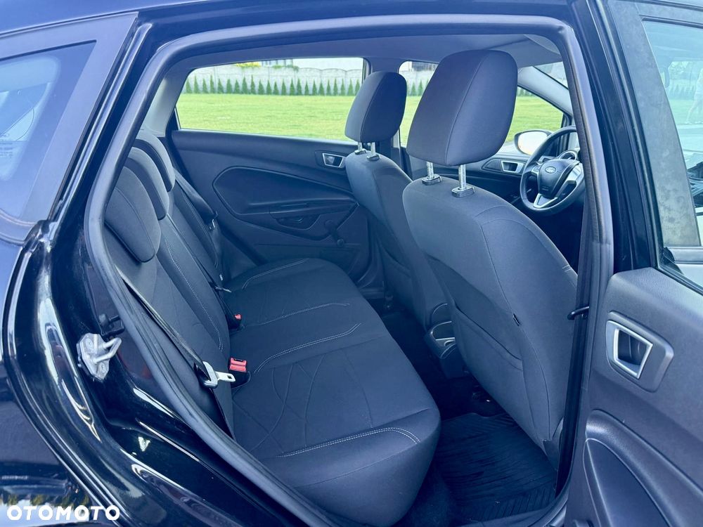 Ford Fiesta - 21