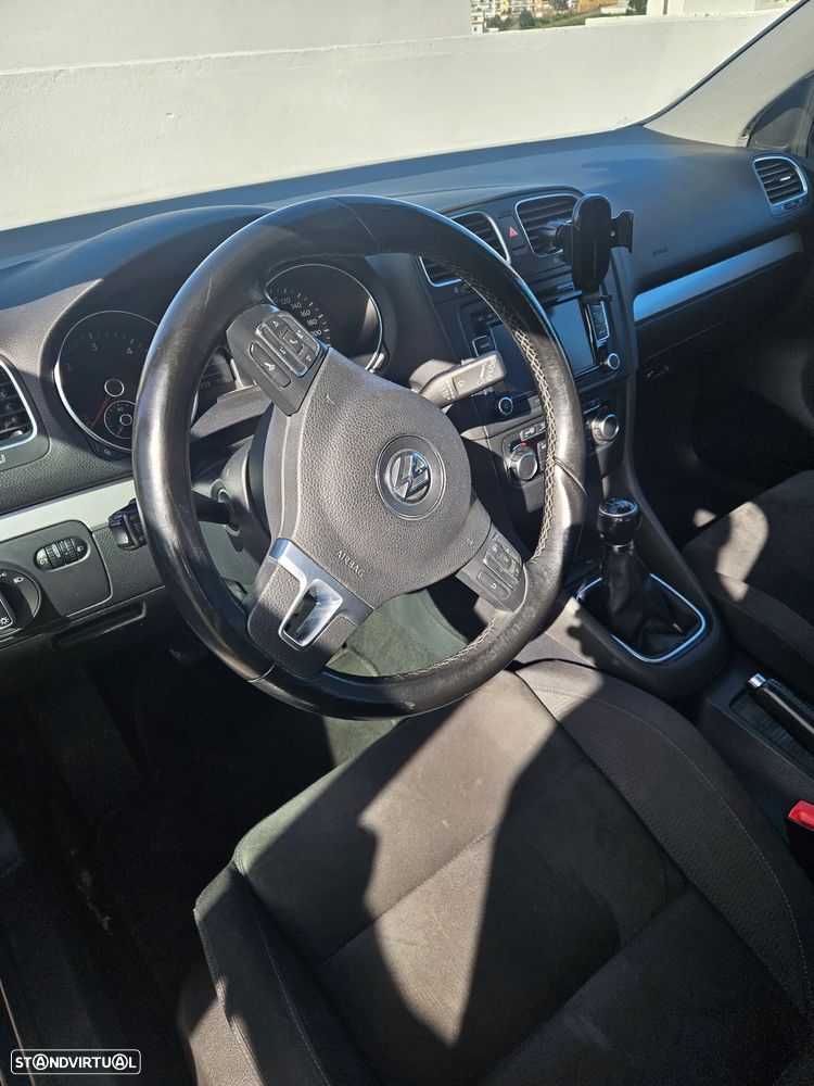 VW Golf 1.6 TDi Confortline - 5