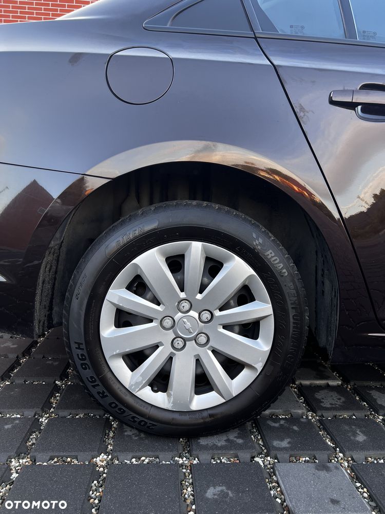 Chevrolet Cruze 1.8 LT - 24