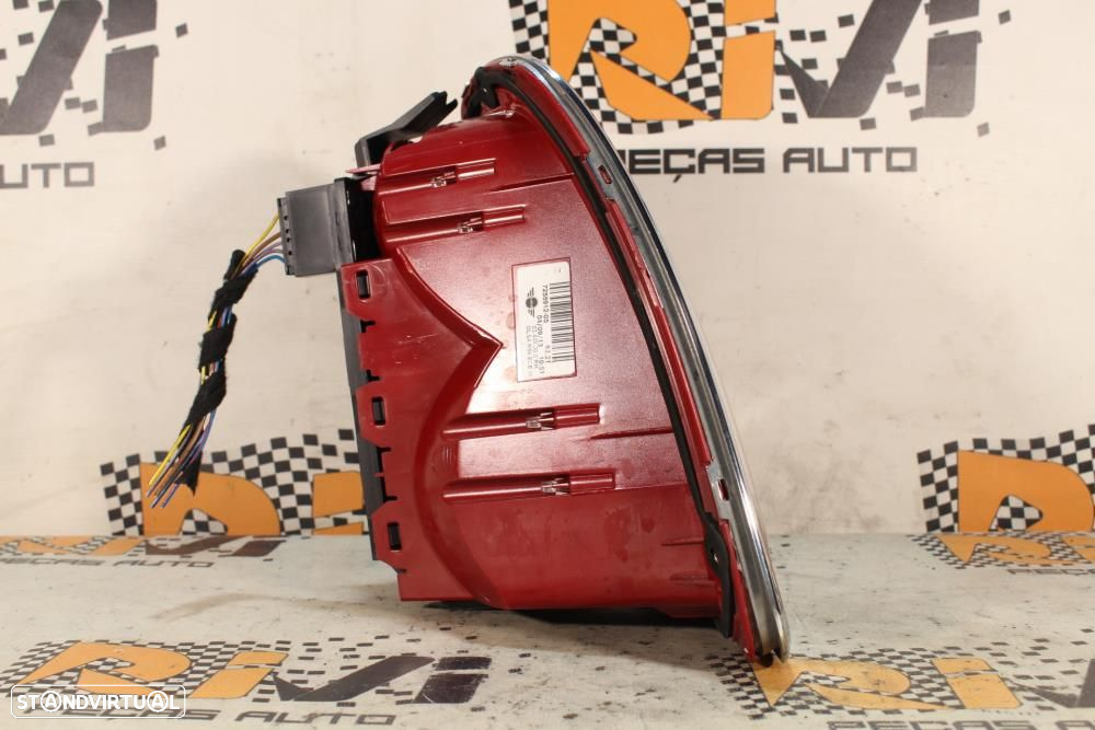 Farolim Direito Mini Mini (R56)  7255912 / Lci / R56 R57 R58 R59 - 2