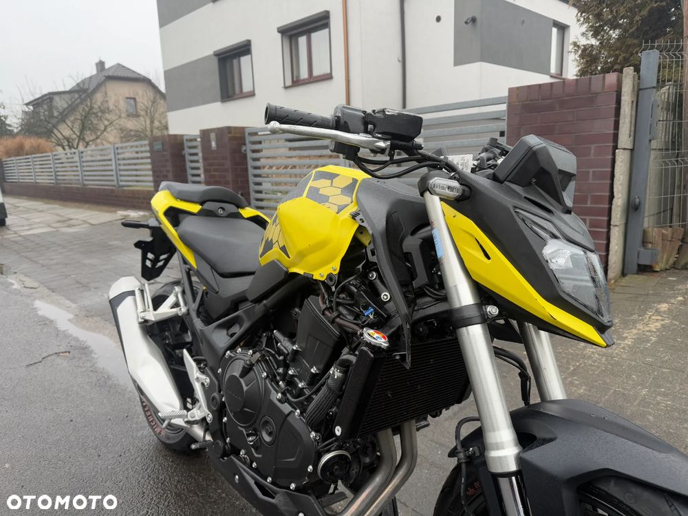 Honda Hornet - 20