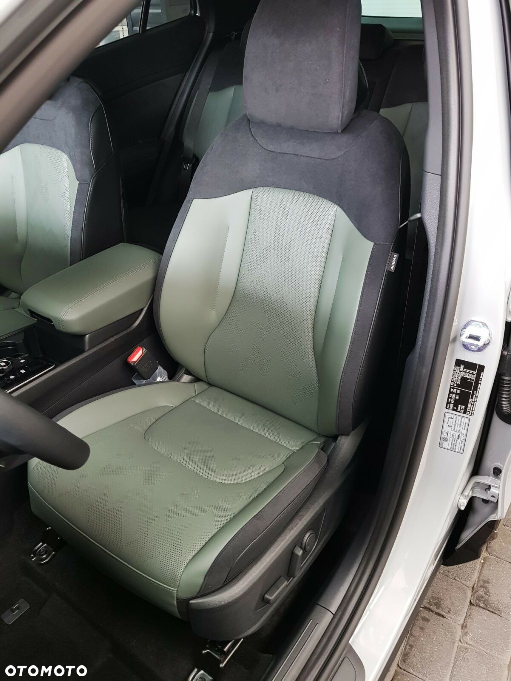 Kia Sportage 1.6 T-GDI Anniversary 2WD DCT - 12
