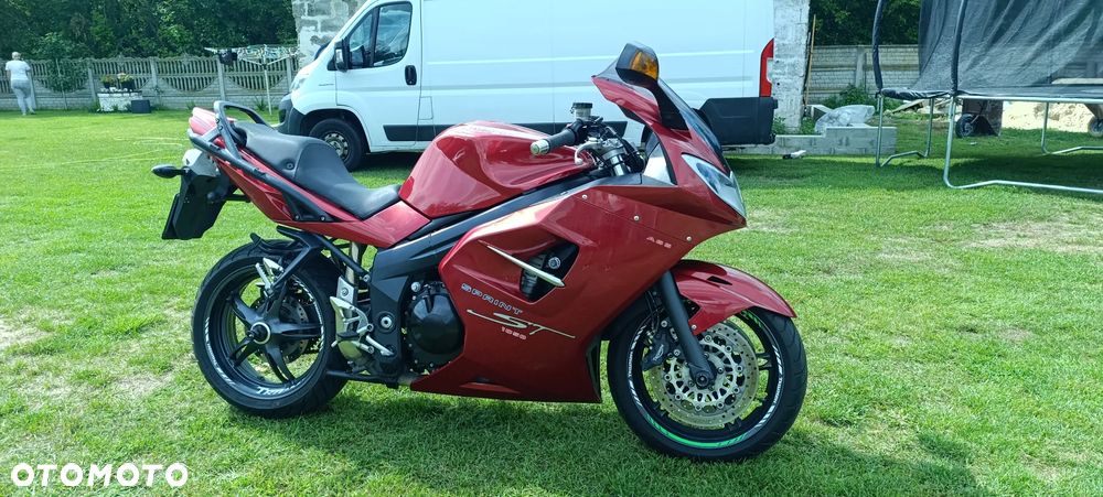 Triumph Sprint - 6