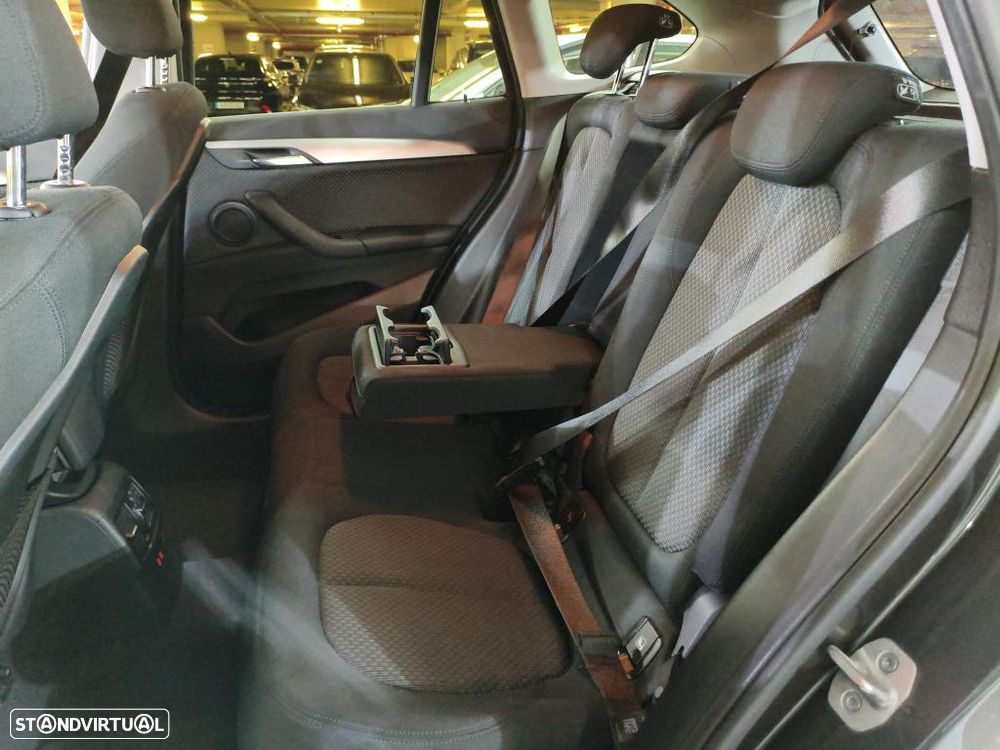 BMW X1 16 d sDrive - 8
