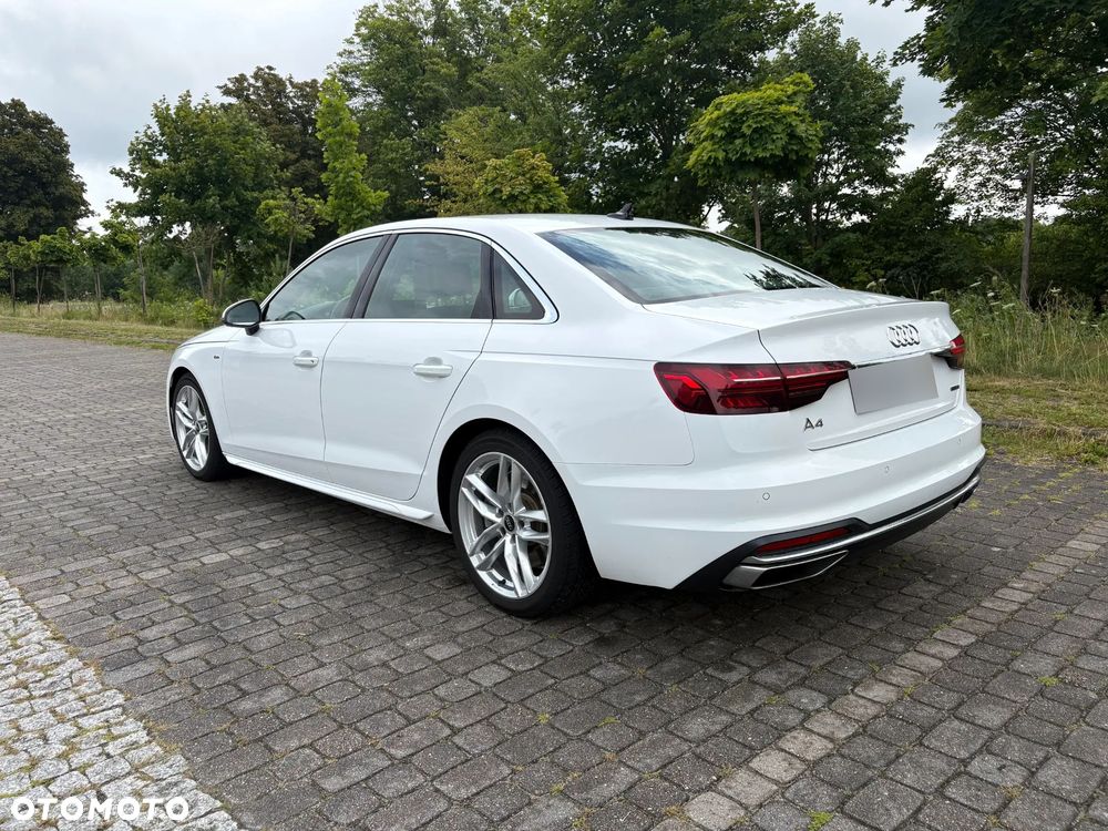 Audi A4 Limousine 45 TFSI quattro S tronic S line - 2