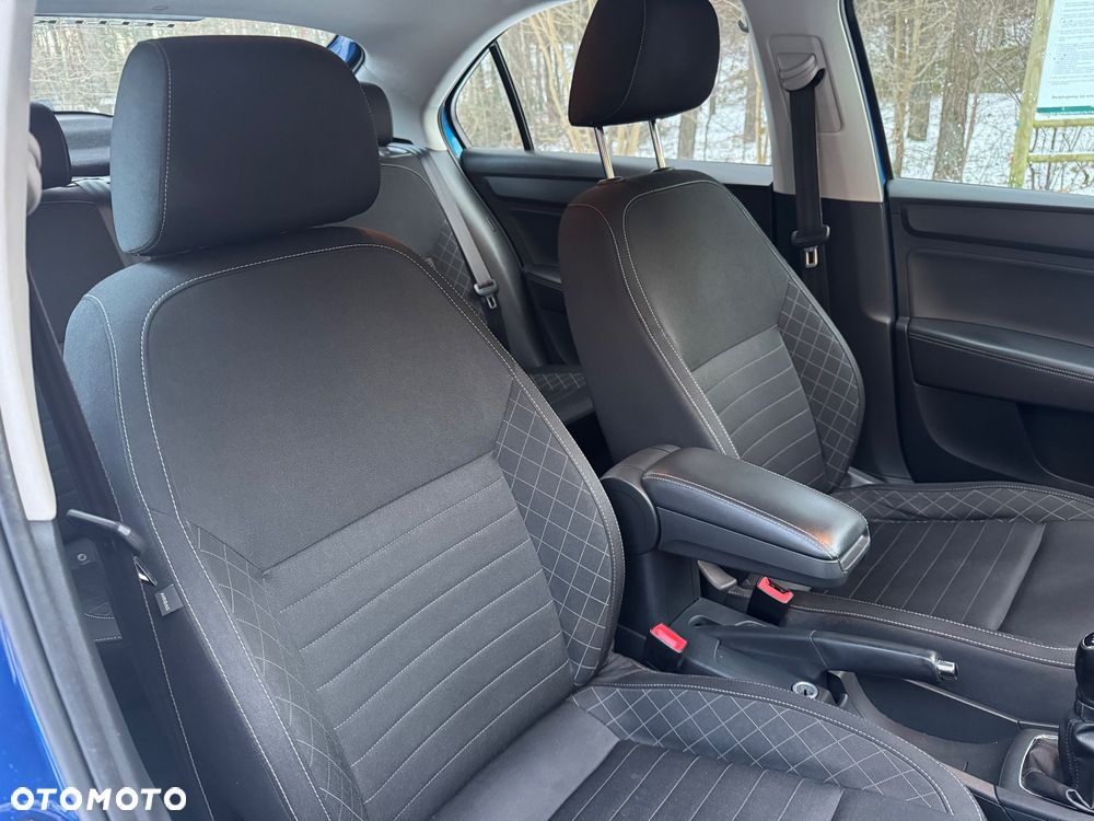 Skoda RAPID Spb 1.4 TDI DPF Style - 24