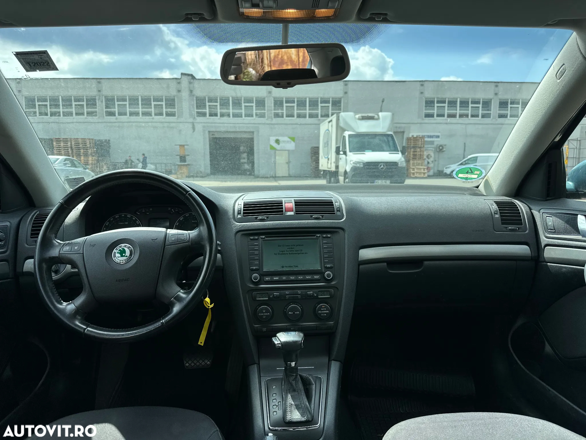 Skoda Octavia 1.6 FSI Elegance Aut - 9