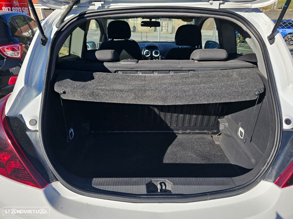 Opel Corsa 1.2 Black Edition 129g - 7