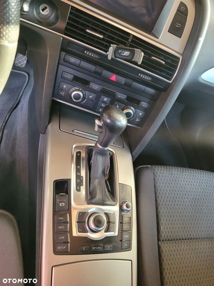 Audi A6 Avant - 18