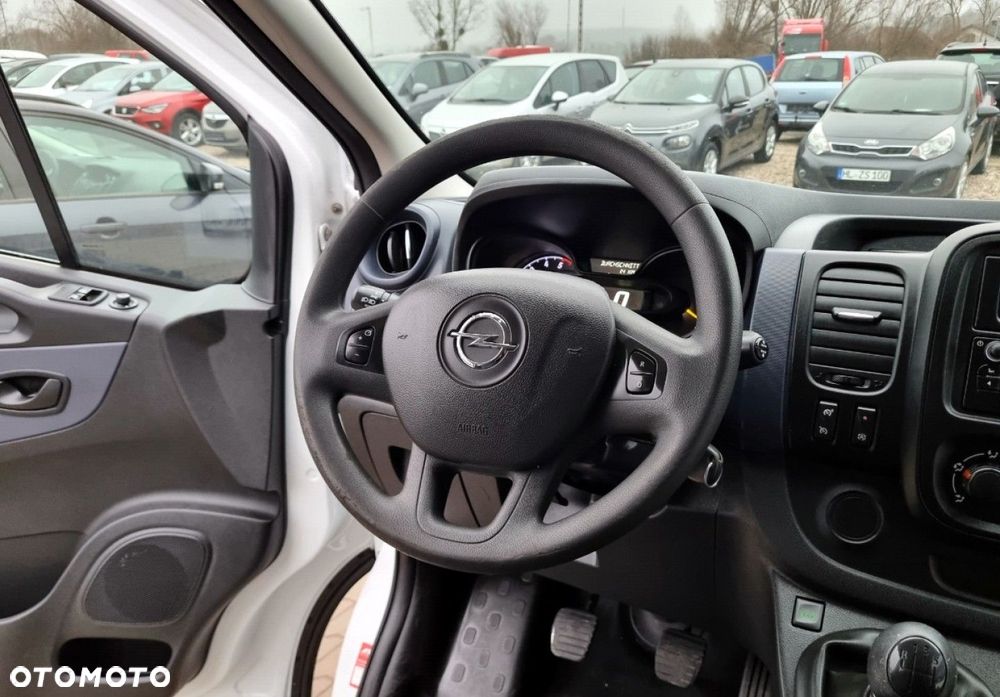Opel Vivaro - 28