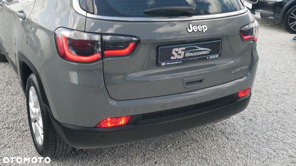 Jeep Compass - 8