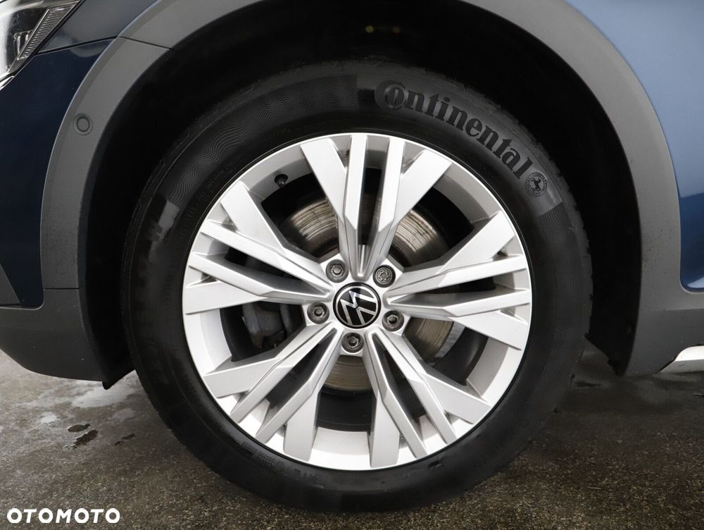 Volkswagen Passat Alltrack - 25
