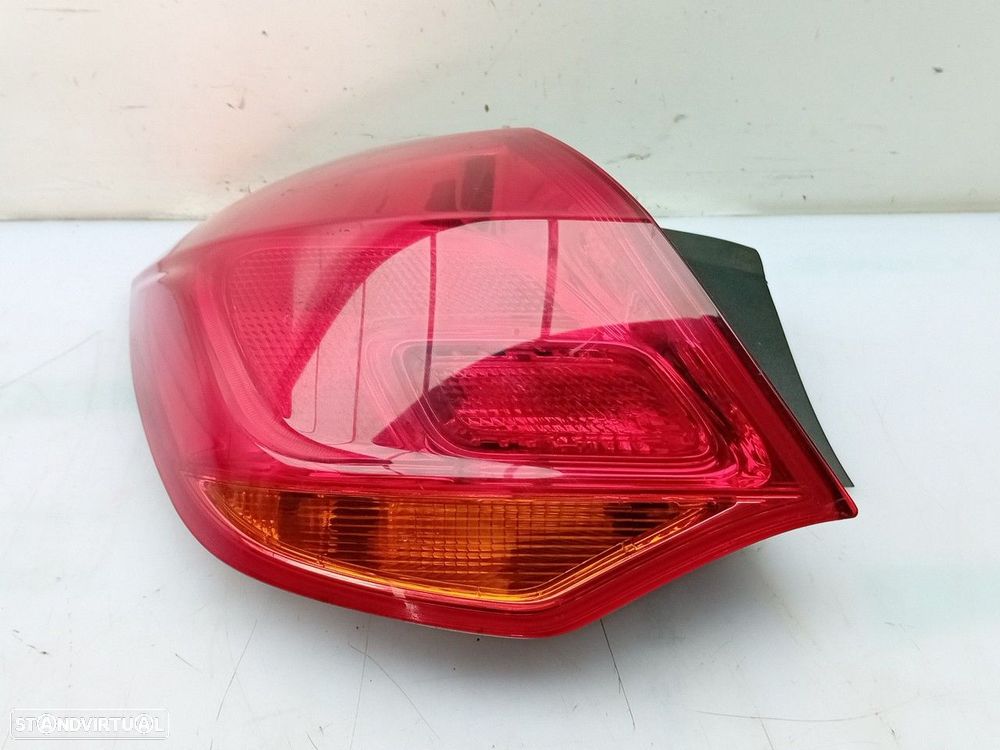 Farolim esquerdo OPEL Astra J - 1