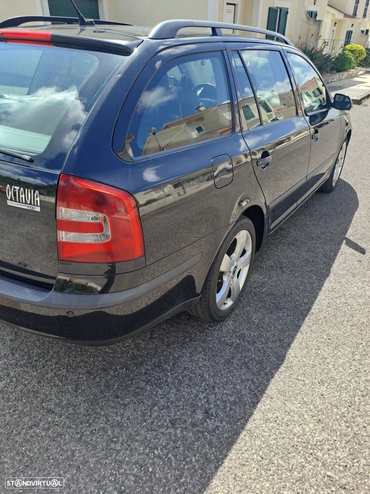 Skoda Octavia Break 2.0 TDI Sport DSG - 4