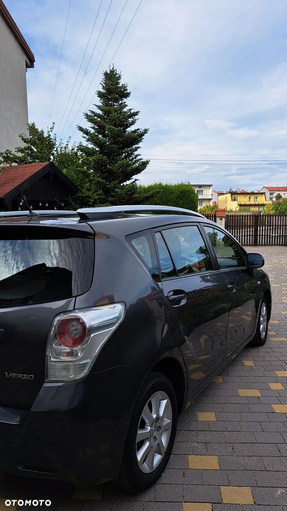 Toyota Verso - 12