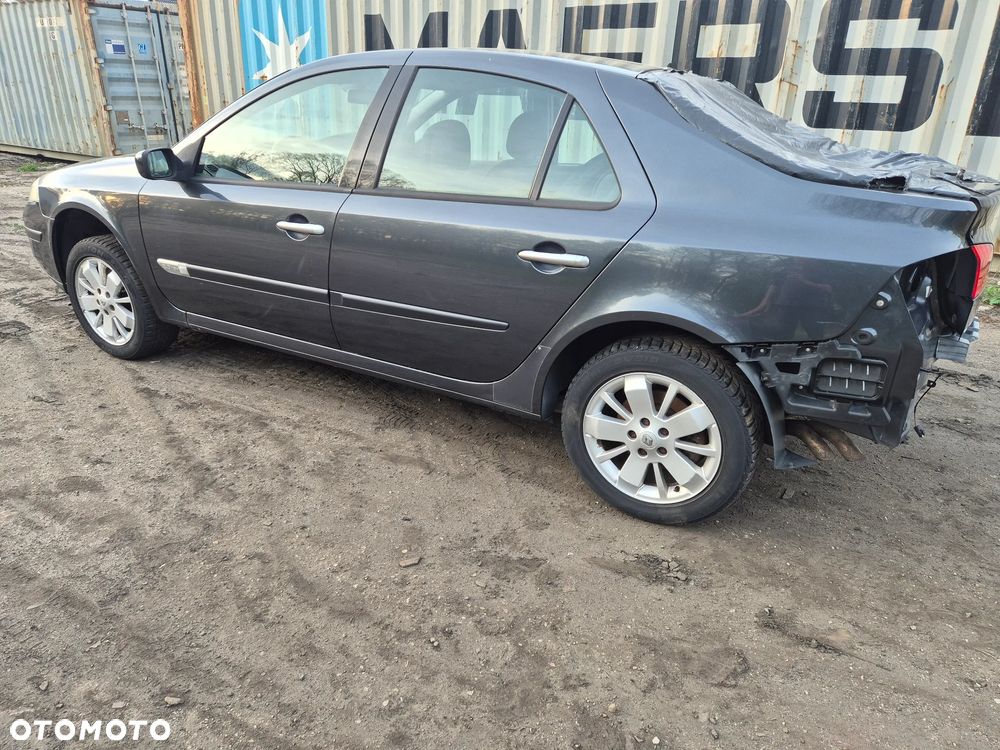 Renault Laguna 2.0 Authentique - 10