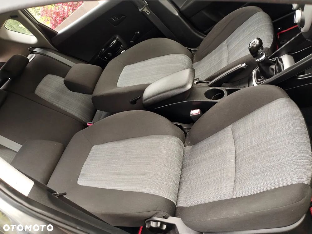 Kia Ceed 1.4 CVVT Spirit - 9