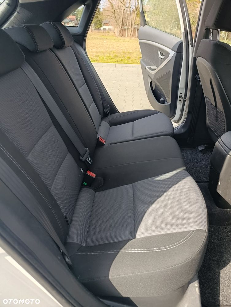 Hyundai i30 1.6 CRDi Comfort - 9