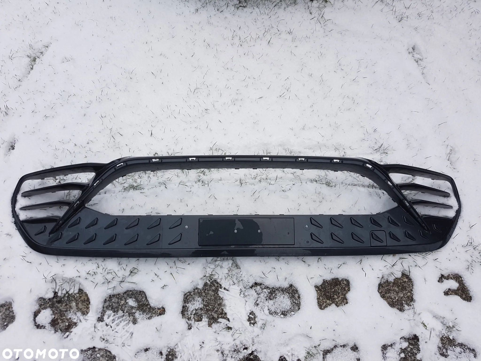 SEAT CUPRA BORN 21-KRATKA ATRAPA ZDERZAKA PRZOD - 1