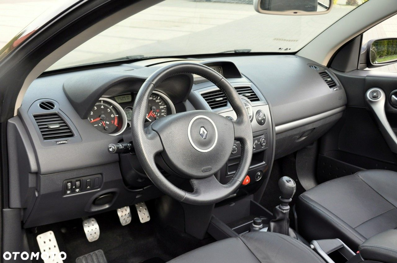 Renault Megane - 23