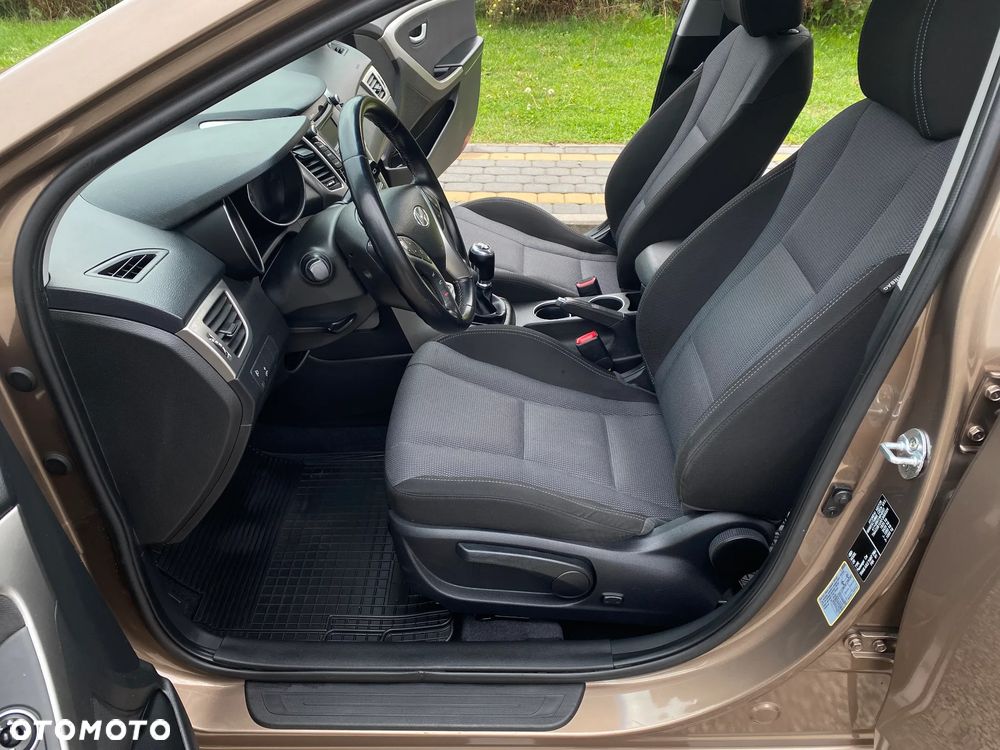 Hyundai i30 i30cw 1.6 CRDi Trend - 33