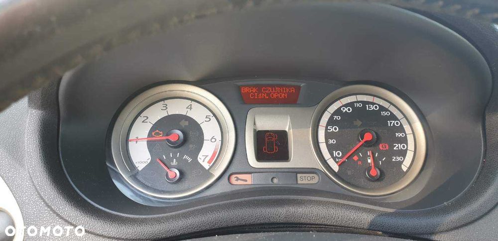 Renault Clio - 2