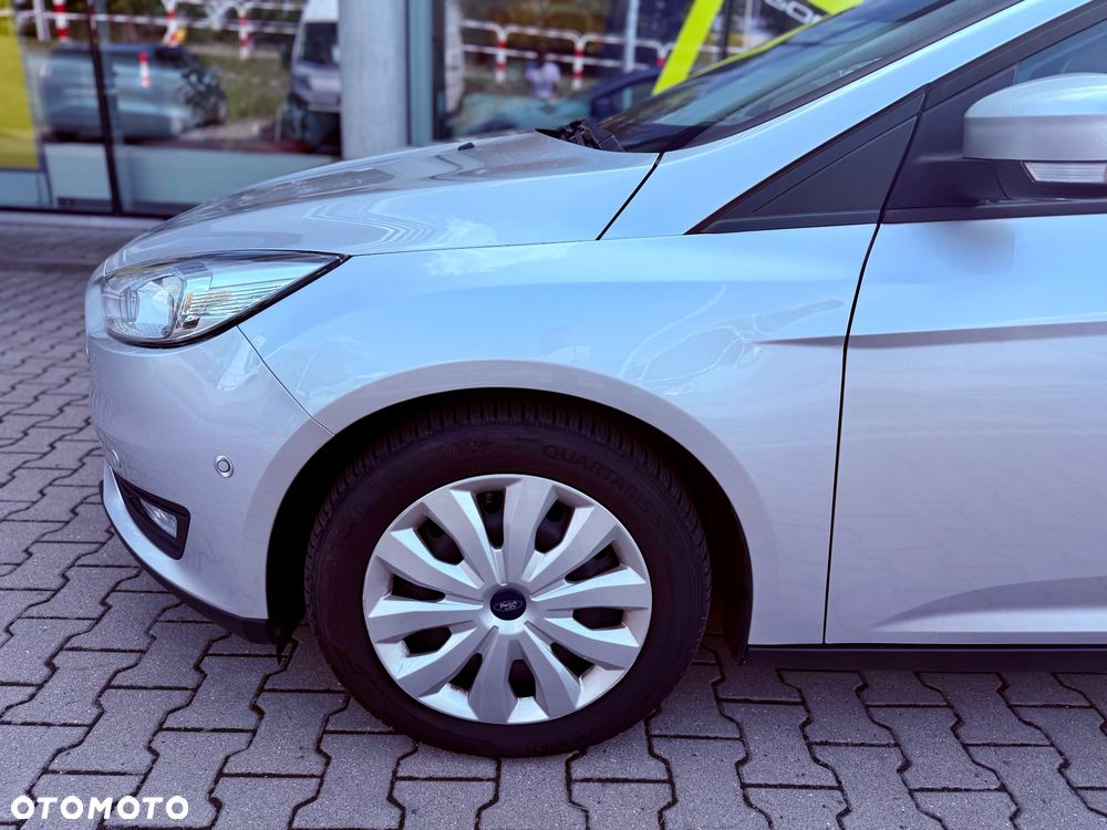 Ford Focus 1.5 EcoBoost STart-Stopp-System TITANIUM - 11