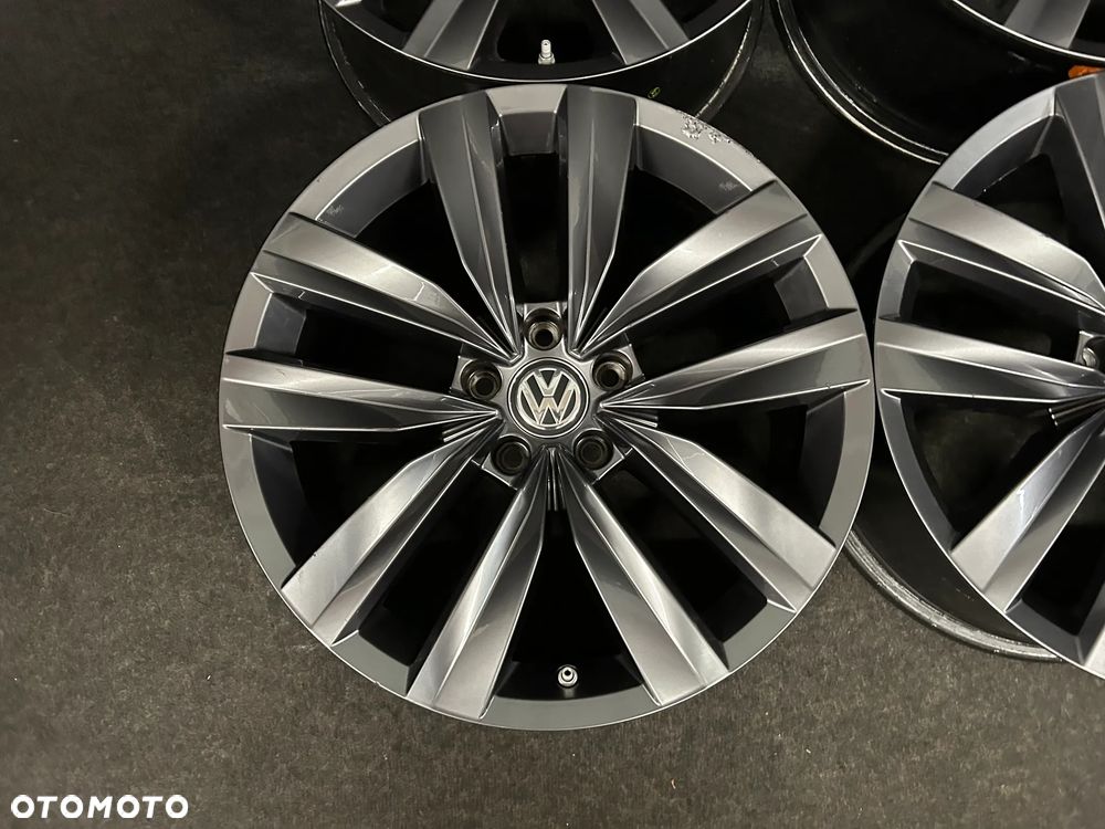 Alufelgi VW Arteon R-Line, Passat B8, B7, Tiguan, Sharan 18 cali 5x112 4szt. z czujnikami! - 5