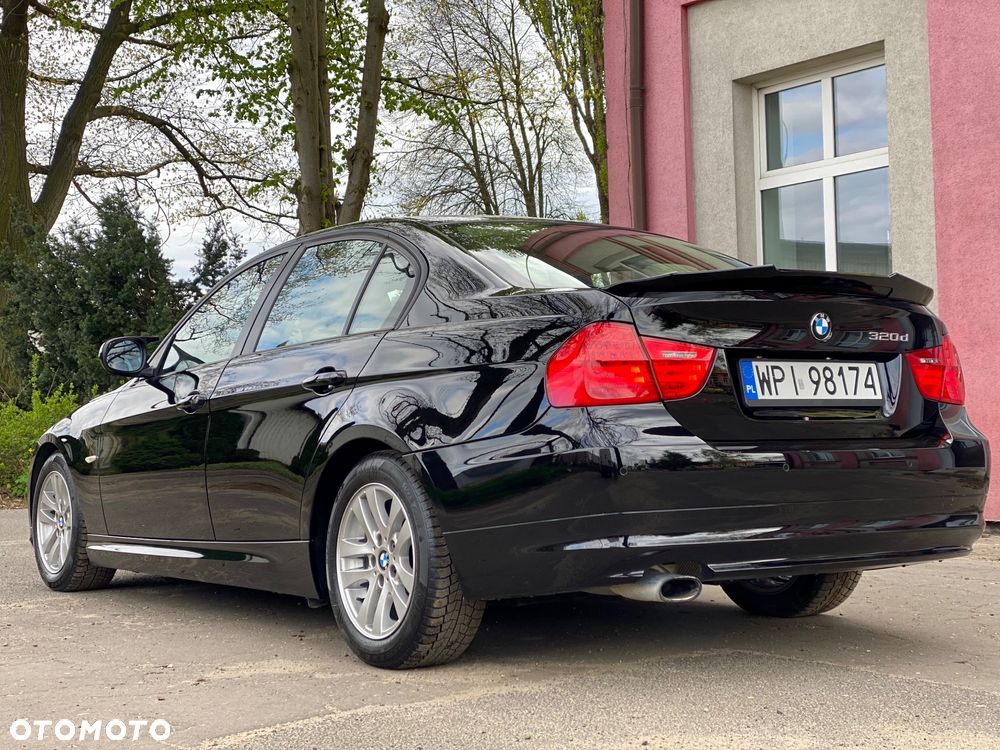 BMW Seria 3 320d - 6