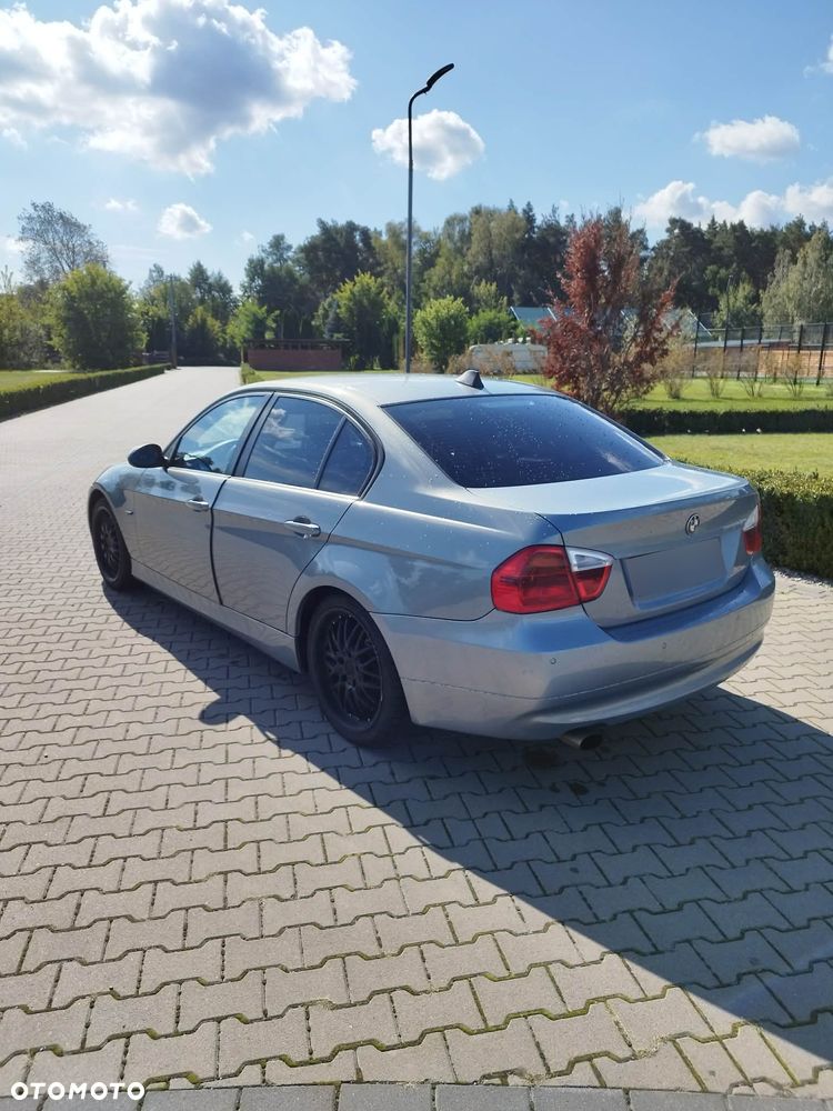 BMW Seria 3 - 1