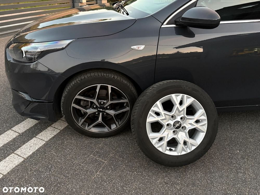Kia Ceed - 10