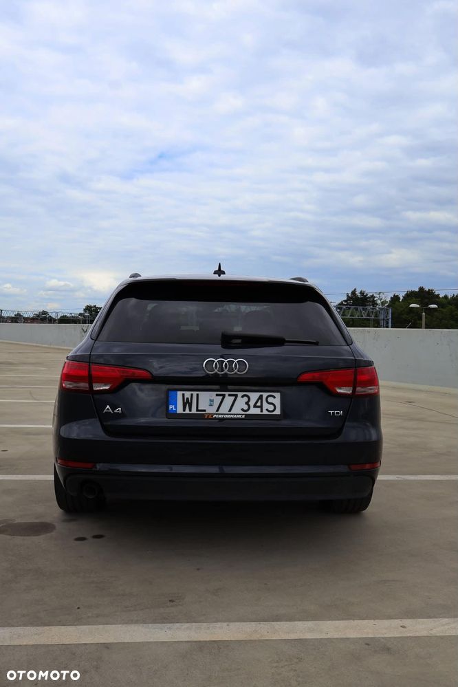 Audi A4 Avant 2.0 TDI S tronic - 4