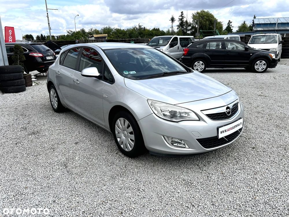 Opel Astra III 1.6 - 9