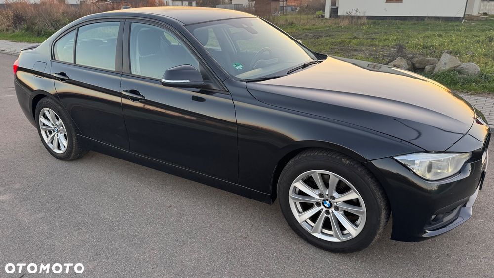 BMW Seria 3 316d Sport Line - 2