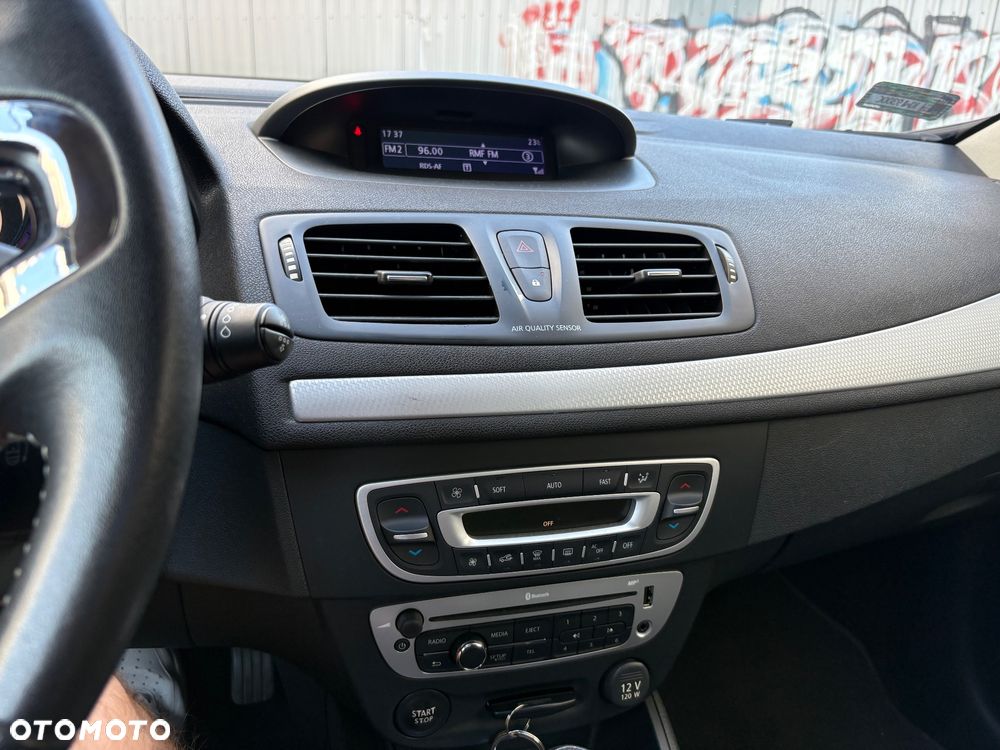 Renault Megane ENERGY TCe 115 Start & Stop Authentique - 14