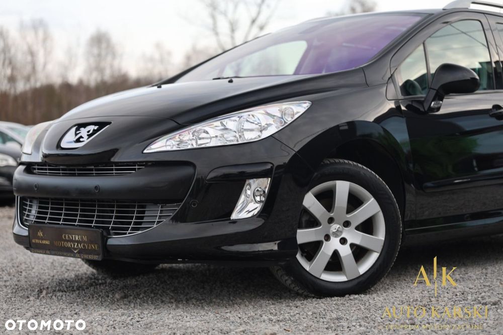 Peugeot 308 - 8