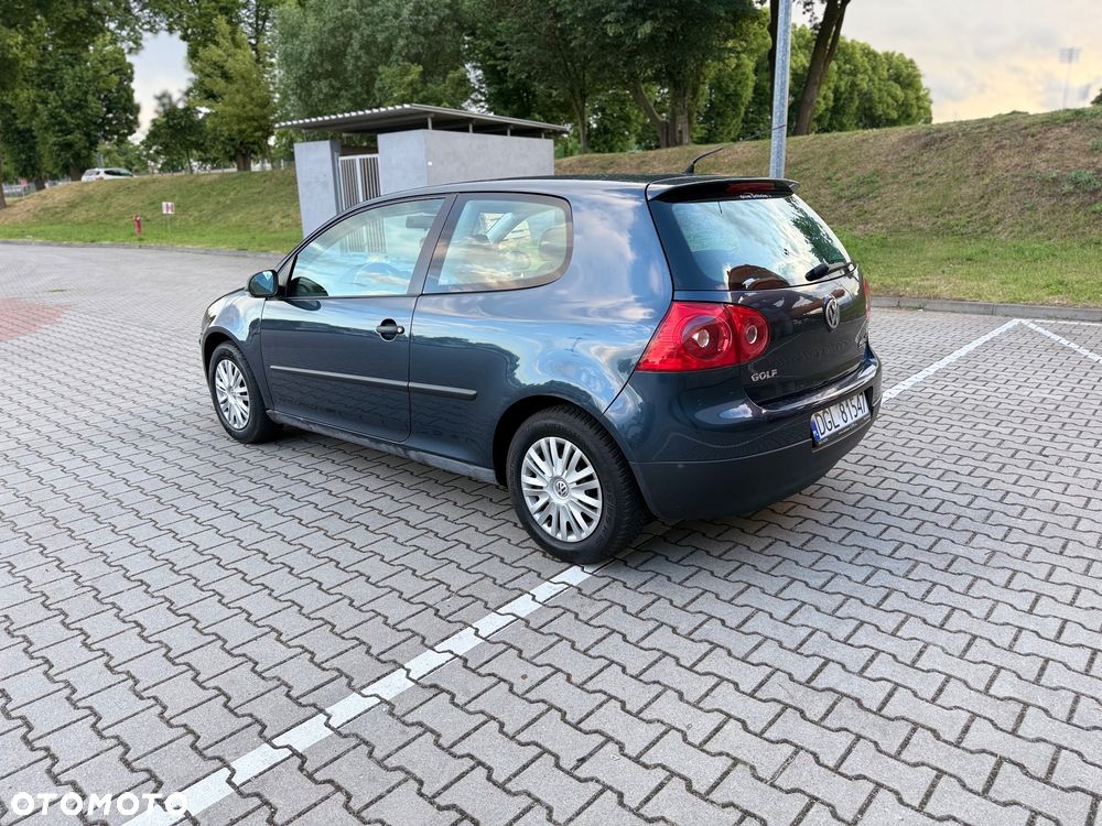 Volkswagen Golf - 14
