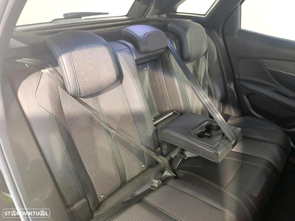 Peugeot 3008 - 5